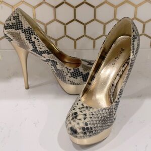 BAMBOO Women's Snakeskin Heels - Black and Cream size 7 1/2